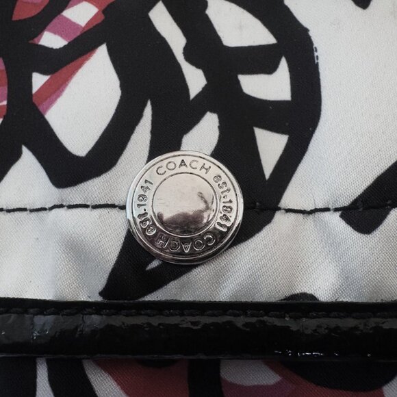 Coach Poppy Y2K Graffiti Daisey Adjustable Shoulder Bag Silver Hardware EUC - Picture 7 of 11